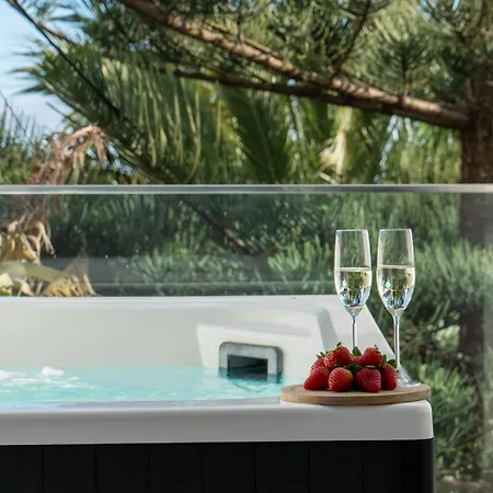 Casa Erbozeta By Lovelystay Funchal (Madeira)